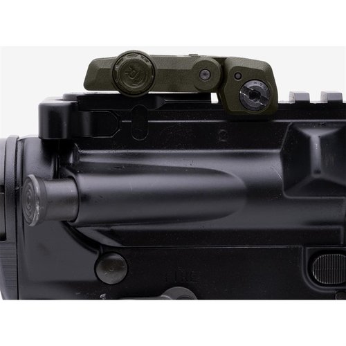 Découvre le MBUS 3, léger et durable, avec un système d'aperture à sélection rapide, déploiement ambidextre et taille compacte pour un montage facile sur rail M1913.
