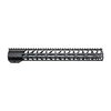 Le WORKHORSE® M-LOK® est léger et mince, avec des options de montage M-LOK® et un rail Picatinny MIL-SPEC, idéal pour personnaliser ton carabine.