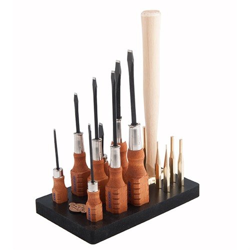 Le kit complet de 17 outils Grace USA inclut des tournevis, des poinçons en laiton et un maillet, tous organisés dans un bloc en néoprène pour un entretien facile des armes.