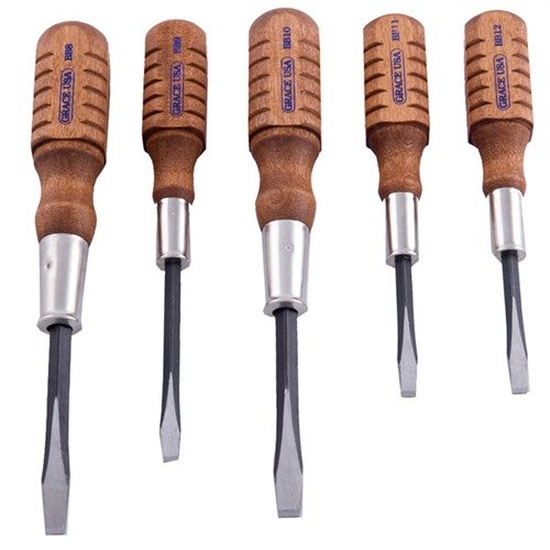 Le set de tournevis Browning de Grace USA comprend 5 tournevis pré-moulés, parfaits pour les vis de ton fusil Browning A-5, avec des poignées en bois.