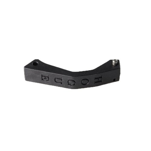 Le garde-trigger contourné en polymère HOGUE pour AR-15/M-16 offre confort et accessibilité, disponible en Flat Dark Earth, O.D. Green et Noir.