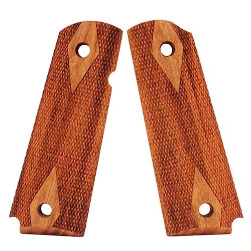 Les panneaux GONCALO CHECKER pour Colt 1911 offrent une excellente prise en main et un style unique, parfaits pour améliorer ton expérience de tir.