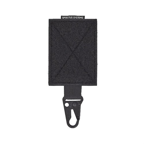 Le VELCRO GEAR ATTACHMENT HOOK te permet de fixer facilement tes équipements, comme des gants ou des chem lights, sur ton micro fight ou ton gilet tactique.