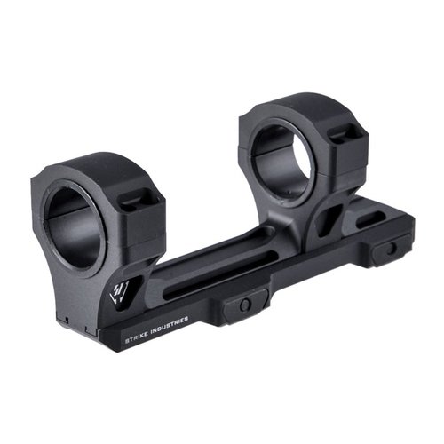 Le montage de lunette adjustable de Strike Industries offre quatre positions pour un réglage optimal de l'œil, en aluminium léger et résistant.