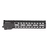 Le Geissele MK14 Super Modular Rail est léger, solide et offre un profil étroit avec de nombreuses options de montage M-LOK pour un confort optimal.