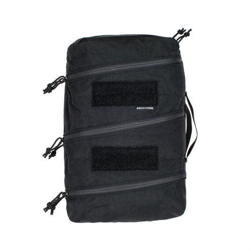 Le Delta Bag est un sac médical compact avec accès rapide, design clamshell, compartiments sécurisés et drainage, parfait pour les environnements difficiles.
