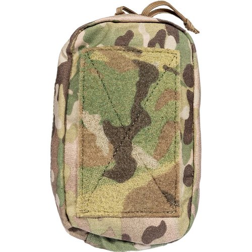 La pochette E&E de Grey Ghost Gear est parfaite pour l'évasion : 5 poches internes, fenêtre claire pour carte, et s'attache facilement avec des MALICE CLIPS.