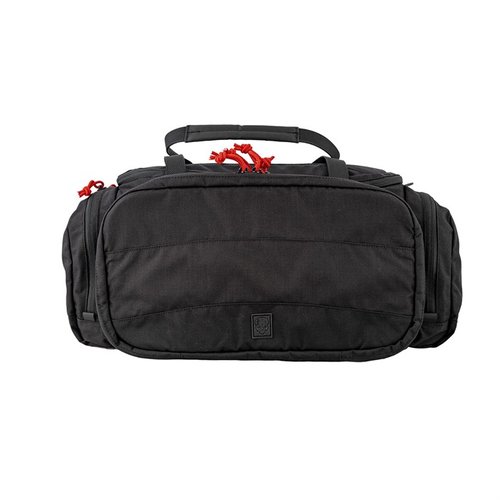 Le RANGE BAG de GREY GHOST GEAR est parfait pour organiser ton matériel de tir, avec un espace de travail, des poches zippées et un design robuste en nylon.