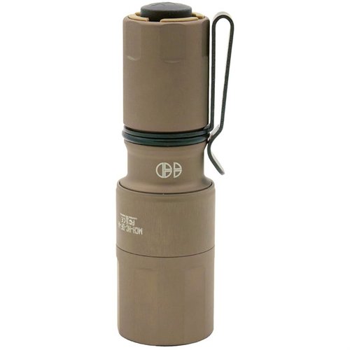 La lampe MCH-HC Micro de Cloud Defensive offre 800 lumens, 60,000 candela, une conception robuste, étanche, et un système de protection anti-décharge innovant.