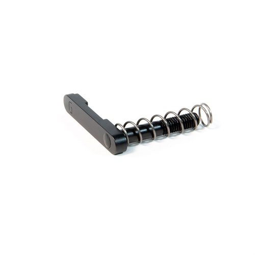 Le Super Stainless Mag Catch de Geissele est un remplacement robuste en acier inoxydable, offrant durabilité et résistance à la rouille pour une performance optimale.