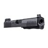 Améliore ton tir avec le DUSK G19, slide en acier inoxydable, prêt pour le reflex, avec des visées nocturnes et un canon PVD pour une durabilité optimale.