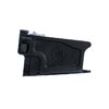 Le UXR Magwell Assembly te permet de personnaliser ton arme facilement avec son design ambidextre et son intégration dans le système XChange pour des calibres variés.