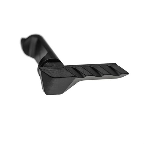 Le levier de démontage Tyrant CNC pour SIG SAUER P365 offre une résistance exceptionnelle, une finition soignée et une prise améliorée pour un tir précis.