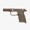 Le cadre de poignée EHG SG9 pour SIG P320 offre ergonomie, rail Picatinny, magazine flaré et une texture TSP pour une prise sûre, même en conditions humides.