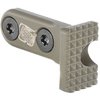 Le Presscheck Barricade Stop de Sons Of Liberty Gun Works est un accessoire M-LOK qui fait office de Barricade Stop et de QD Sling Mount, tout en étant compact et résistant.