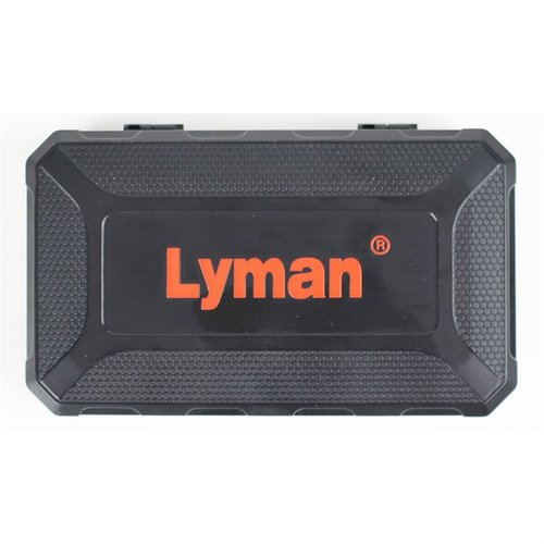 La balance Digi-Touch 1500 est compacte et portable, avec une capacité de 1500 grains, batterie rechargeable, et un écran LED facile à utiliser. Pratique avec son couvercle et sa cuillère.