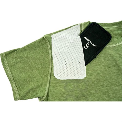 Le T-shirt de tir BOB ALLEN avec Insert-A-Pad est doux, durable et permet un glissement facile du fusil, tout en offrant une absorption des chocs.