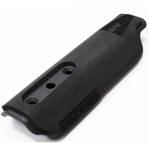 Les Caparison Cheek Piece Pads pour KRG Bravo® offrent un confort optimal avec leur mousse EPDM résistante à l'eau et à l'usure, idéale pour un ajustement parfait.