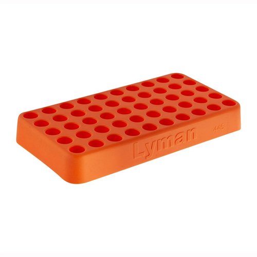 Le Lyman Custom-Fit Loading Block est idéal pour recharger, fabriqué en polymère robuste, il peut contenir 50 cartouches et s'adapte à plusieurs calibres.