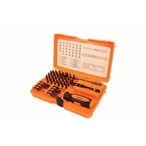 Le kit MASTER GUNSMITH de Lyman, avec 45 outils spécialisés, te permet d'entretenir et réparer tes armes avec précision et sans les abîmer.