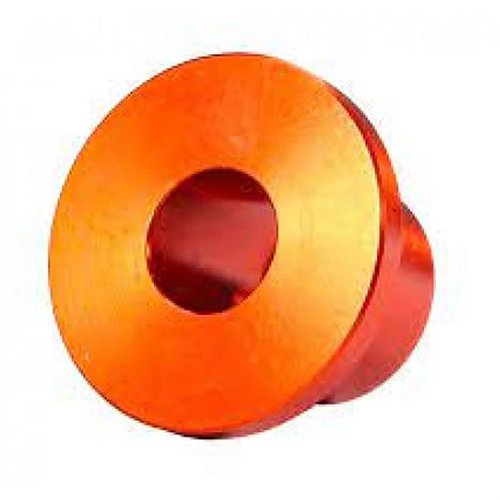 Les bushings LYMAN sont à ressort pour une coupe fluide, supportent la douille avec le cutter et permettent de tailler rapidement le laiton sans pilotes.