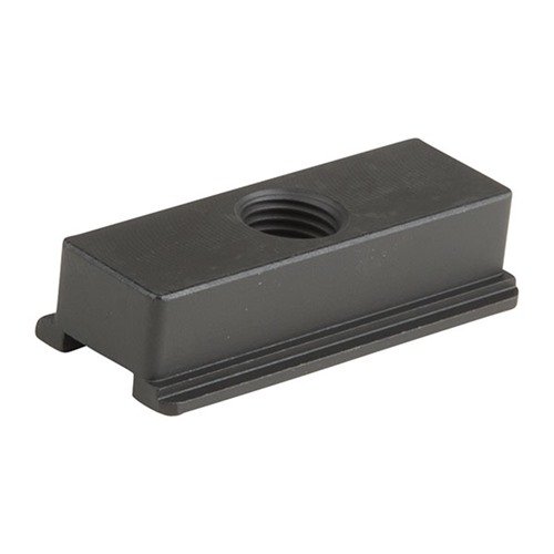 Les Slide Shoes MGW sont spécifiques à chaque arme et s'adaptent parfaitement au Sight Pro, garantissant une installation précise et sécurisée de tes viseurs.