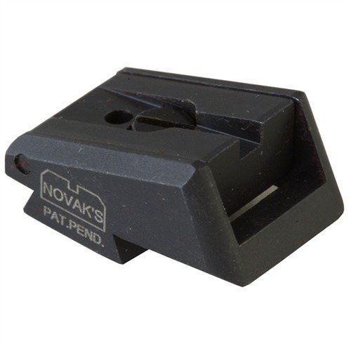 Améliore ta précision avec les rear sights Novak en acier CNC, réglables en élévation et dérive, au design bas profil pour éviter les accrochages.