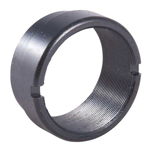 Le ACTION TUBE NUT de 7-3/4" de MOSSBERG est parfait pour les modèles 500 A, 590 et 835, offrant une durabilité et une performance optimales.