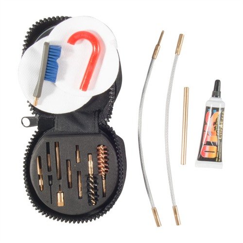 Le système de nettoyage Otis pour pistolets .45 inclut des tiges Memory-Flex, des brosses et un nettoyant tout-en-un pour garder ton arme en parfait état.