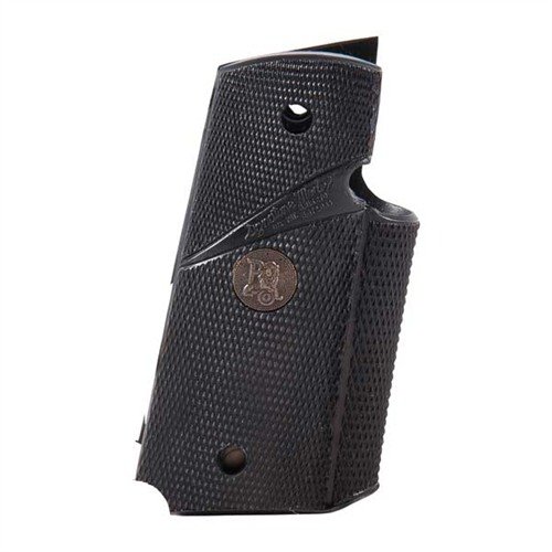 Les grips SIGNATURE de PACHMAYR offrent une prise en main non-glissante, en néoprène durable, parfaits pour les tireurs droitier ou gaucher.