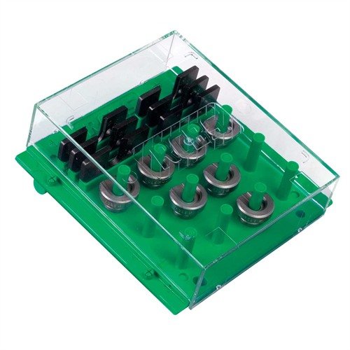 Le SHELLHOLDER RACK RCBS organise et protège tes shell holders, avec 12 emplacements, un couvercle transparent et possibilité de montage mural ou sur banc.