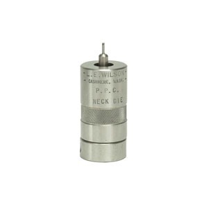 Avec le STAINLESS NECK SIZING DIE de L.E. WILSON, tu peux contrôler le sizing de la douille, améliorer la concentricité et prolonger la vie de ton laiton.