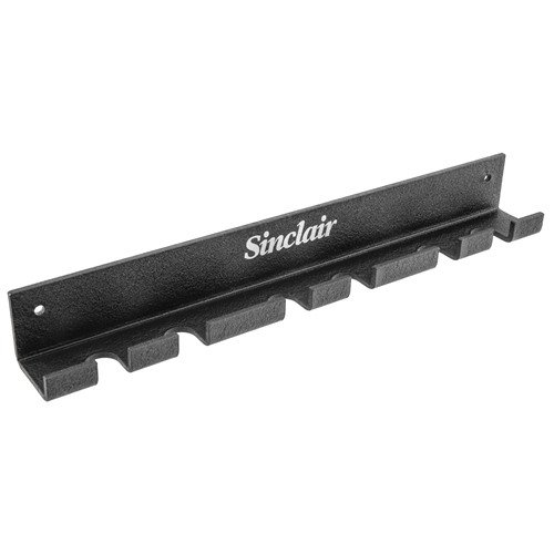 Le support mural Sinclair te permet de ranger jusqu'à 6 cleaning rods, gardant ton espace organisé et tes outils à portée de main. Compatible avec Dewey et d'autres marques.