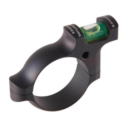 Le niveau de lunette Holland's Signature Series, en aluminium noir mat, élimine les erreurs de cant et se fixe facilement à ta lunette comme un anneau traditionnel.