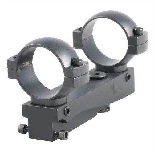Le montage S&K pour Mosin Nagant remplace la hausse sans perçage et accepte des lunettes à long dégagement, avec des anneaux en acier robustes.