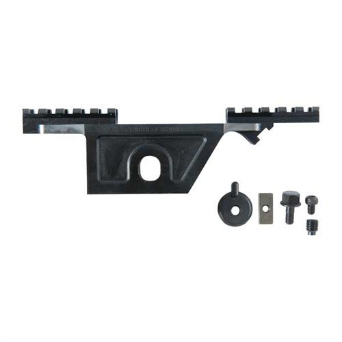 Le SCOPE MOUNT en acier 4ème génération pour M1A assure une fixation solide pour ta lunette, parfait pour le .308 et optimisant ta précision au tir.