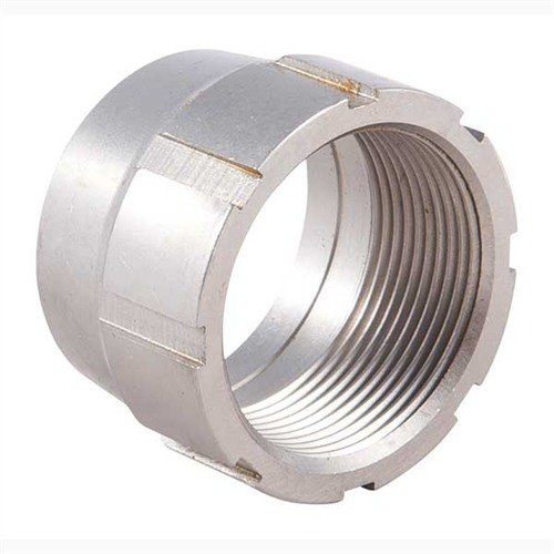 Le SAVAGE 116 Barrel Lock Nut en acier inoxydable argenté assure une fixation solide et durable pour tes armes 112/116 SS à chargement par le haut.