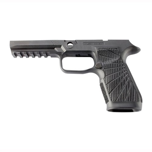 Améliore ta prise en main et contrôle du recul avec le WCP320 de Wilson Combat, conçu pour le SIG-SAUER P320, idéal pour le tir et la défense.